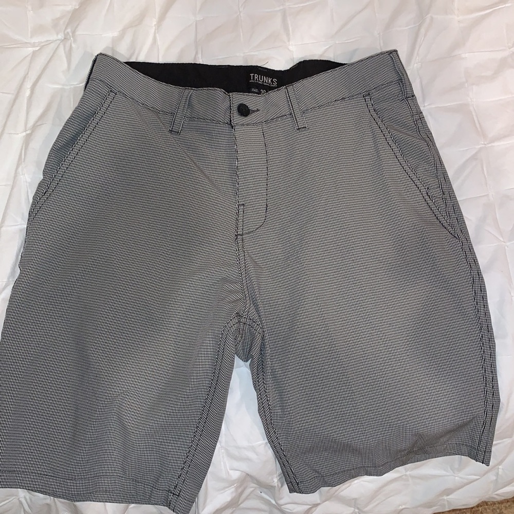 Multifunctional shorts in a size 30